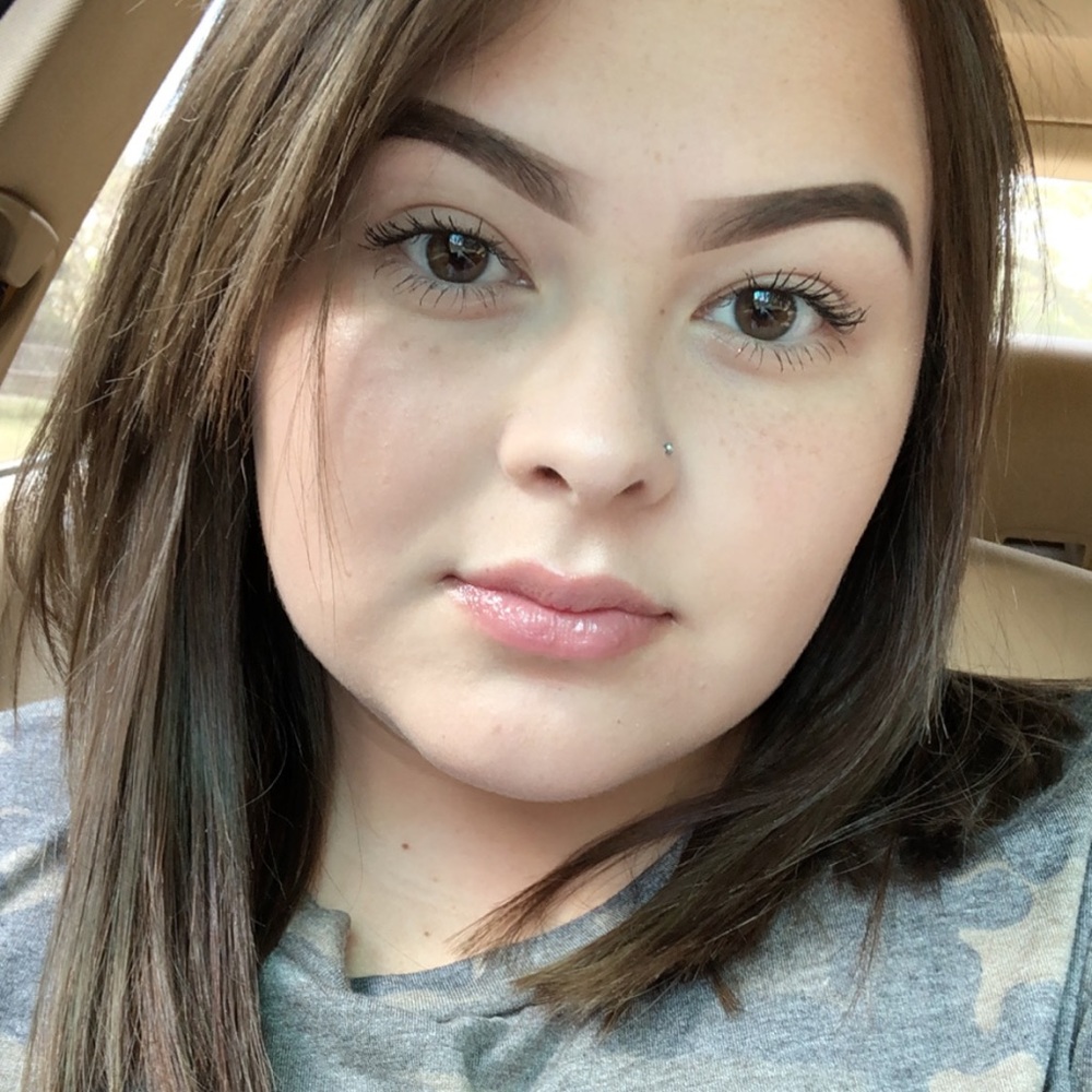 Meet your Posher, Paulina